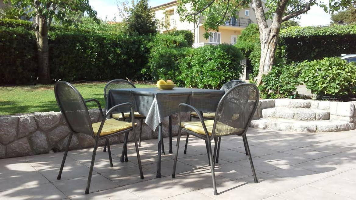 Sobe Tonica Hotel Krk Town Bagian luar foto