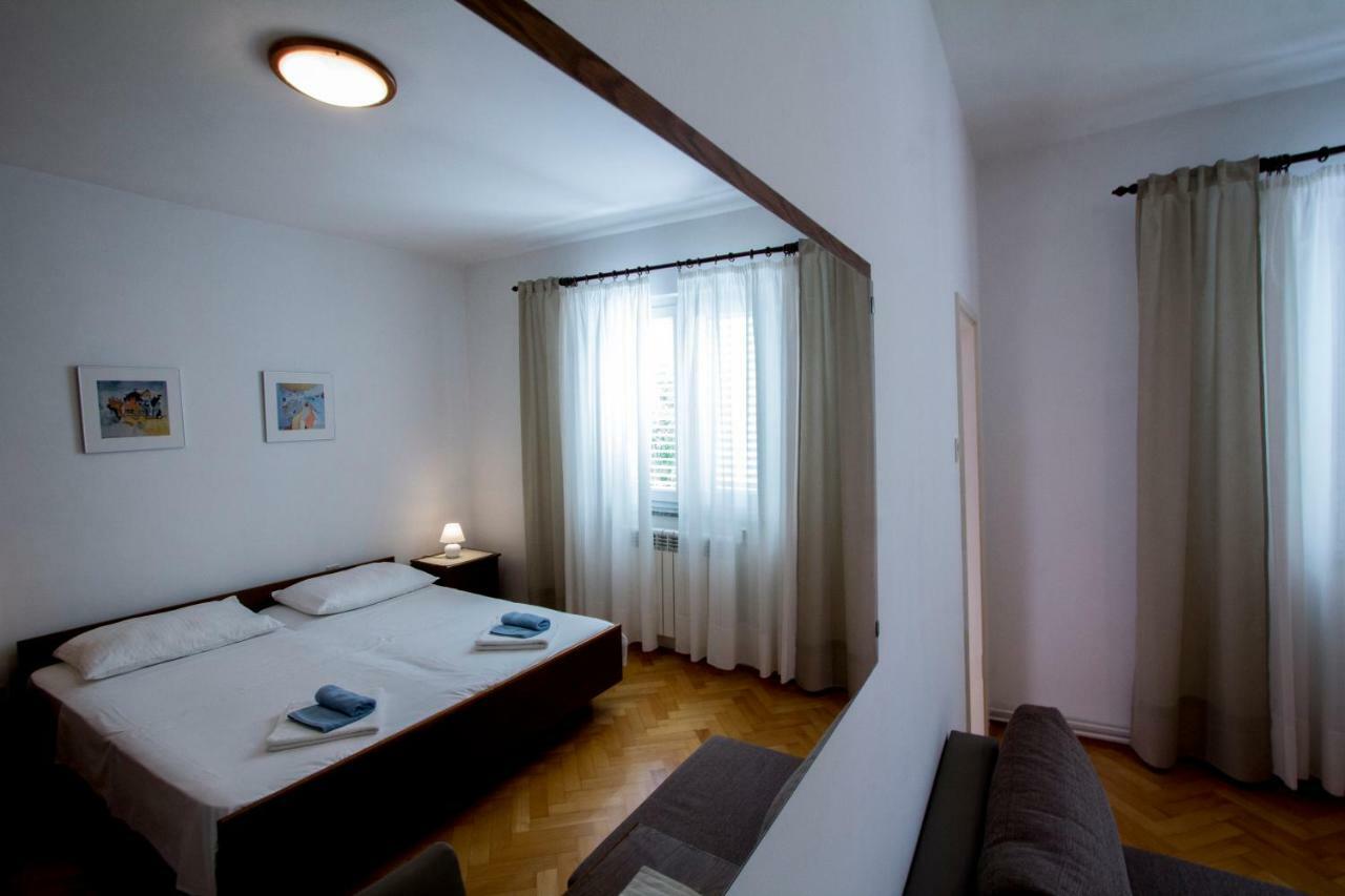 Sobe Tonica Hotel Krk Town Bagian luar foto
