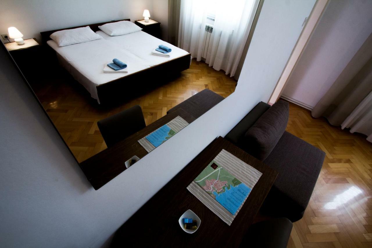 Sobe Tonica Hotel Krk Town Bagian luar foto